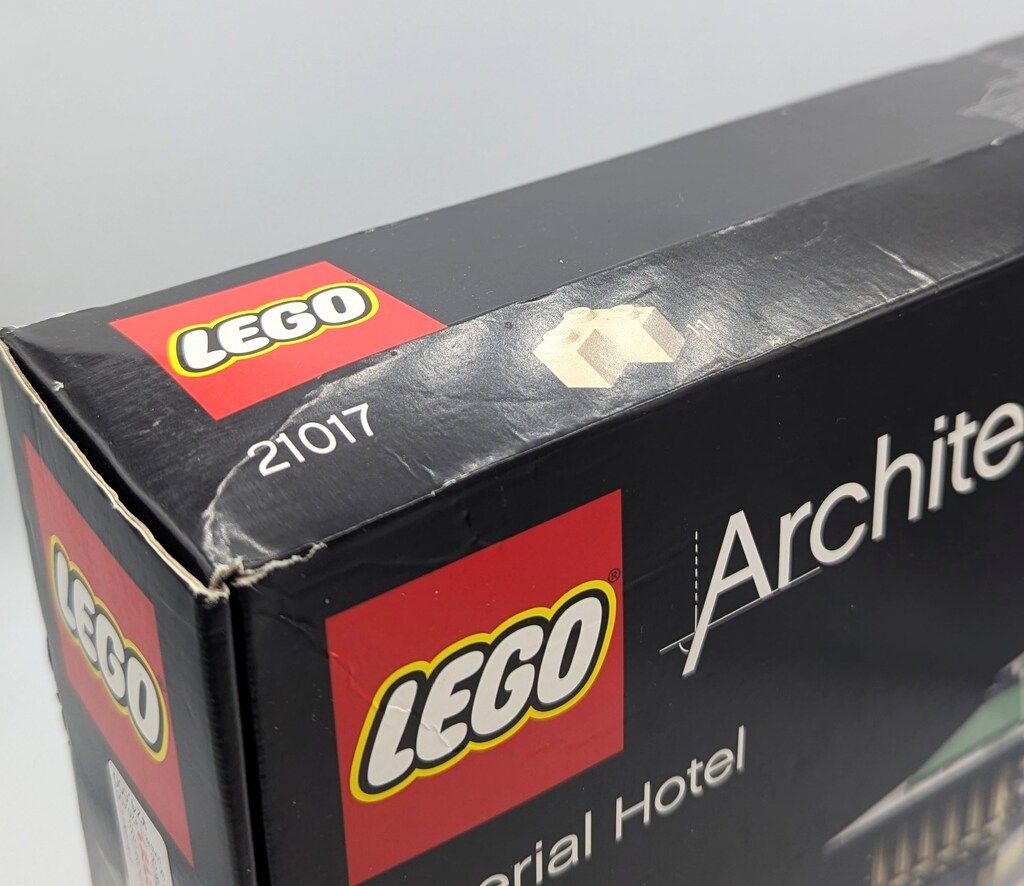 LEGO ARCHITECTURE