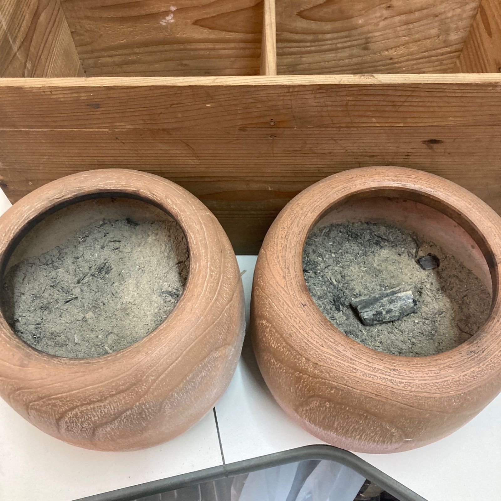 火鉢 2つセット 木箱付き アンティーク 木目調 陶器 高さ約19cm