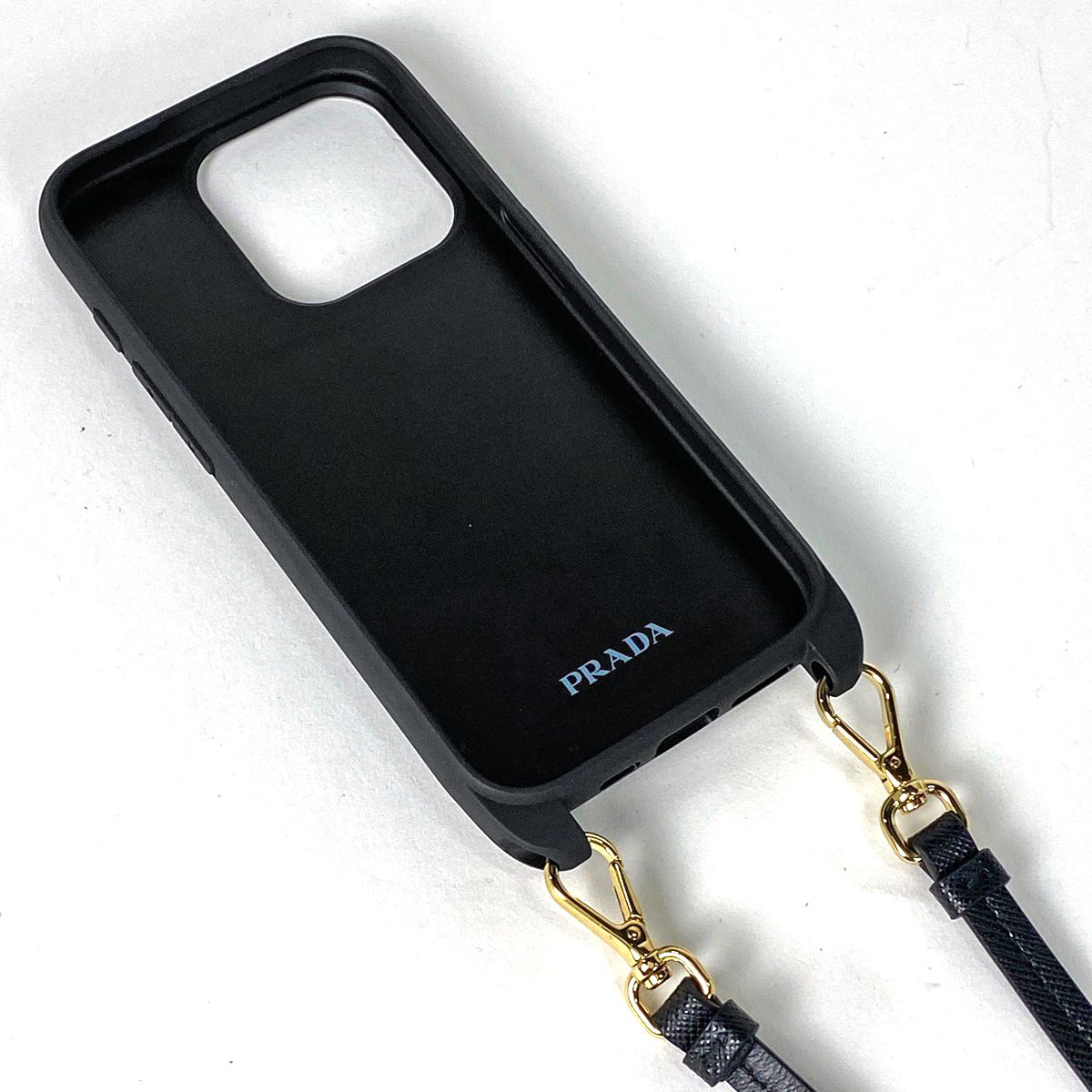 PRADA ブラックレザー iPhone15ケース 直営店☆PRADA サフィアーノレザー iPhone 15 Pro Max用カバー