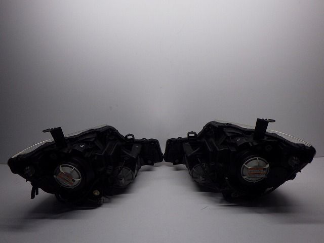 ステップワゴン ヘッドライト左右 HID RK1 2 100-22013 J0 コーナー無し コーティング 250927205 FFCRYSTALESIA_COM