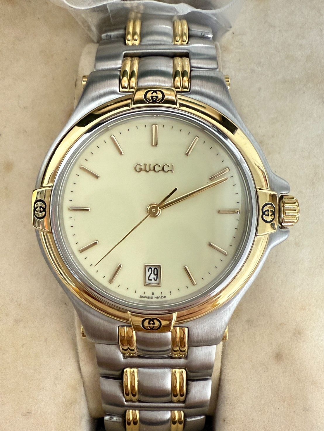 グッチ 9040Mデイト