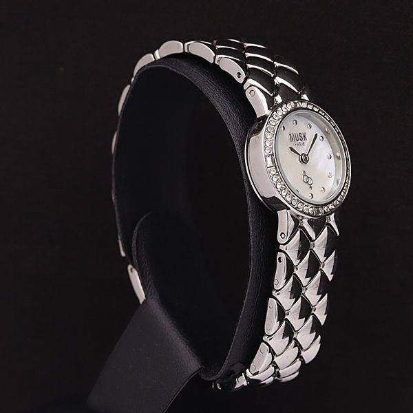 稼働 良品 ムスク QZ MT-1029 ストーンベゼル ラウンド ホワイトシェル  