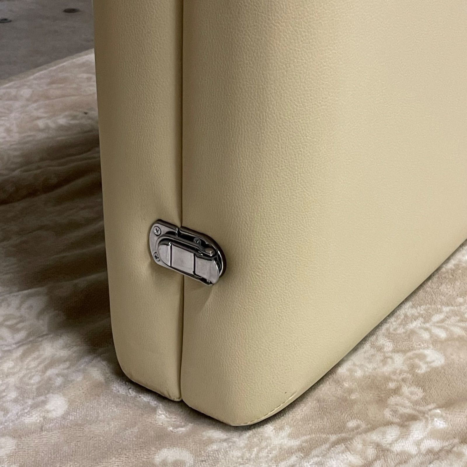 折りたたみ マッサージベッド