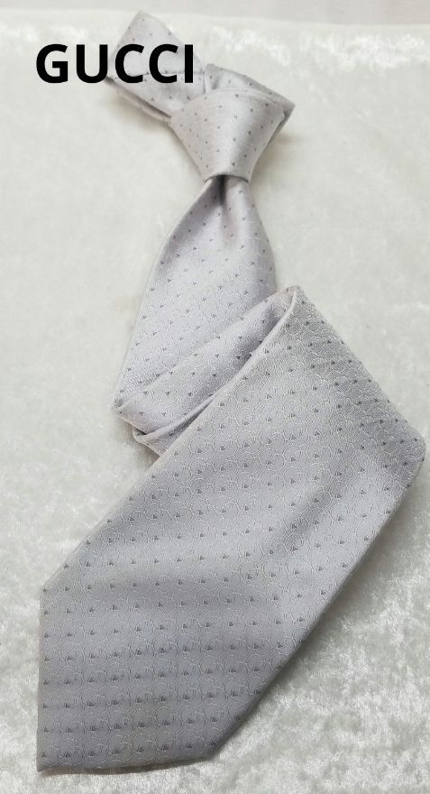GUCCI グッチ ネクタイ シルク100％ ジャカード総柄 シルバー系