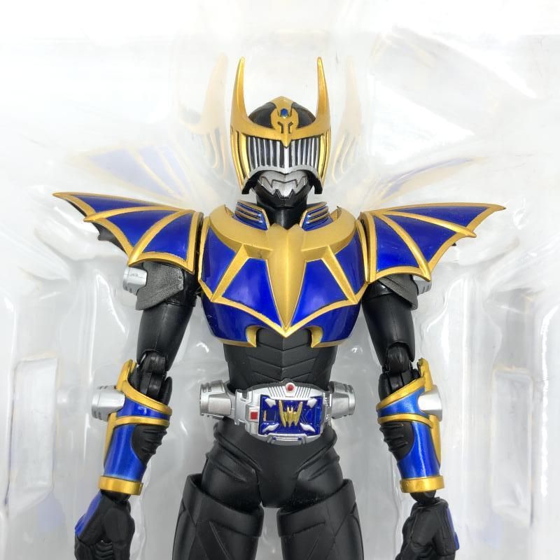 中古】パーツ折れ)バンダイ S.H.Figuarts 仮面ライダーナイト 中古】パーツ折れ)バンダイ S.H.Figuarts 仮面ライダーナイト