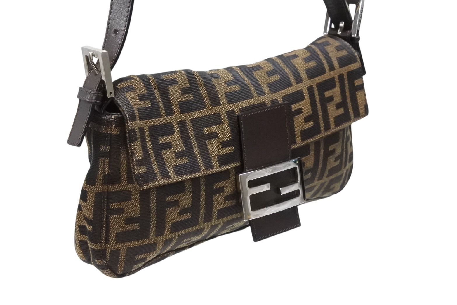 FENDI フェンディ