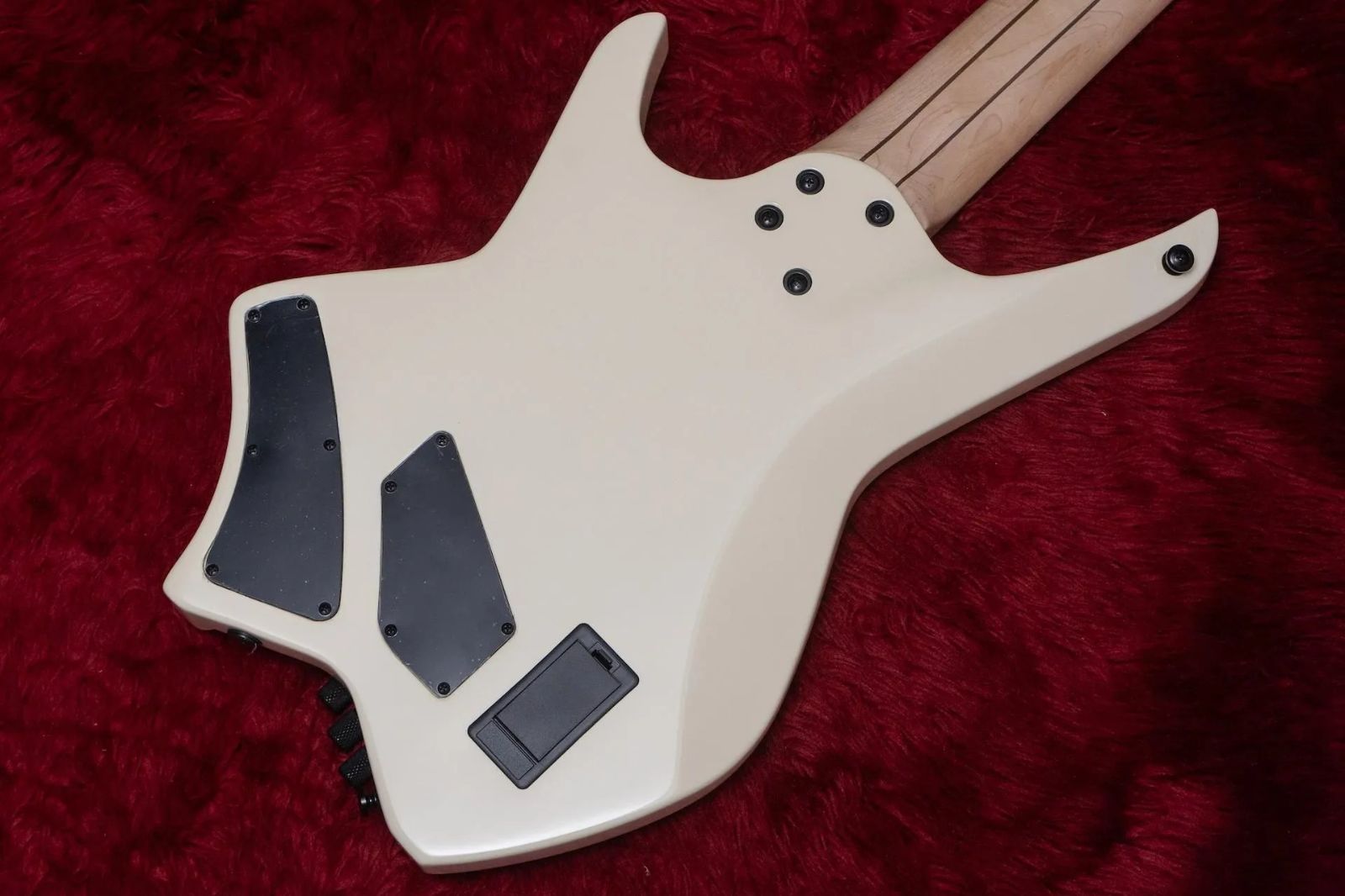 [中古]HEX Guitars NB505 Ivory 5弦ベース(キズあり) 中古]HEX Guitars NB505 Ivory 5弦ベース(キズあり)