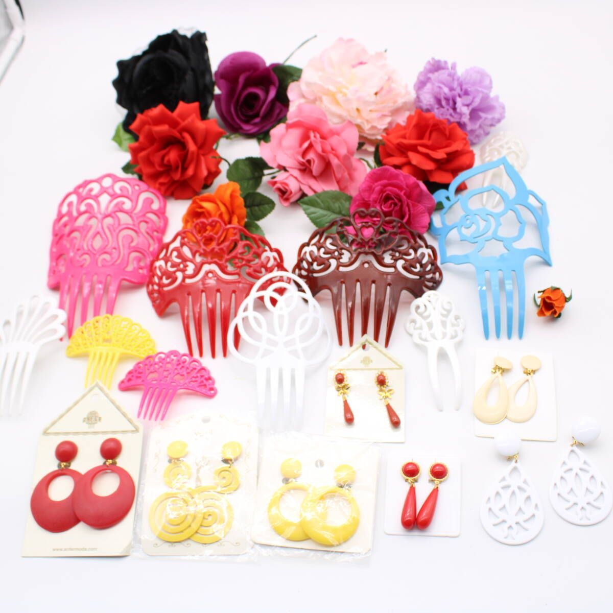 フラメンコ 小物 全25点 セット フローレス ペイネタ イヤリング ピアス 花 髪飾り 頭飾り 薔薇 造花 ダンス用 アクセサリー フラ小物 フラ用品 ダンス小物 ダンス用品 かわいい きれいめ レディース エレガント ゴージャス 派手