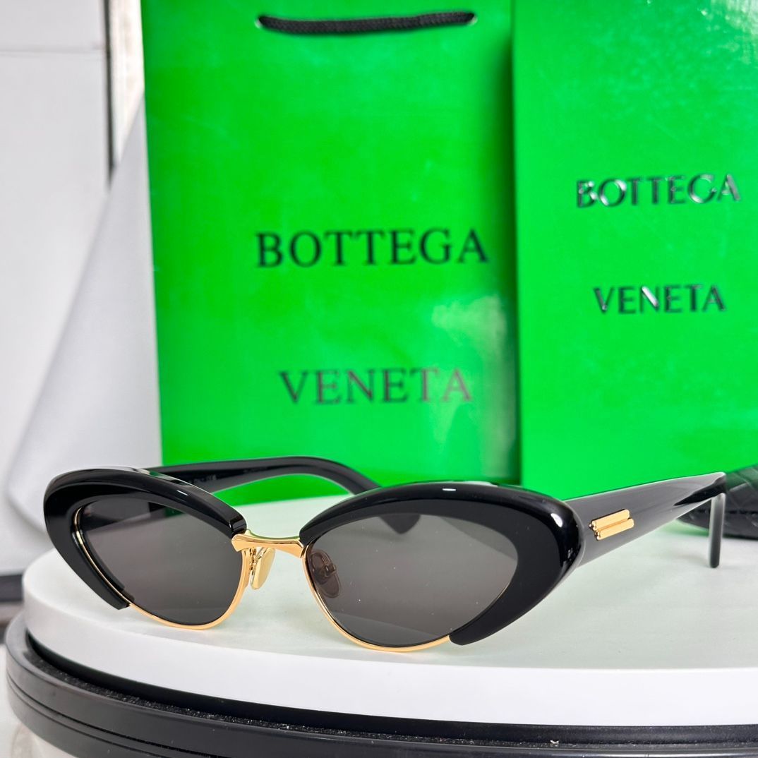 Bottega Veneta サングラス02-2 - メルカリ