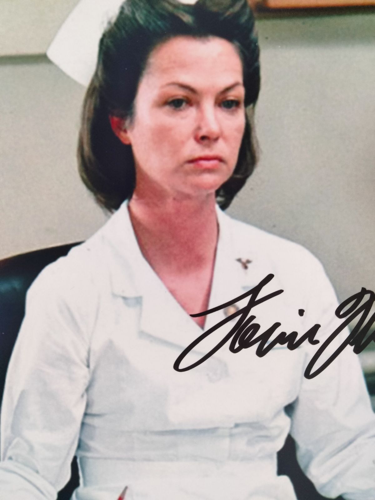ルイーズ・フレッチャー直筆サイン入り超大型写真…アカデミー主演女優…カッコーの巣の上で…Louise Fletcher…