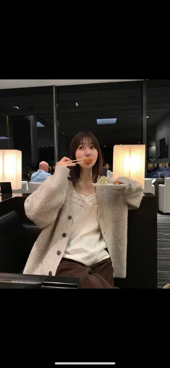 フリル ブラッシュ ニット カーディガン