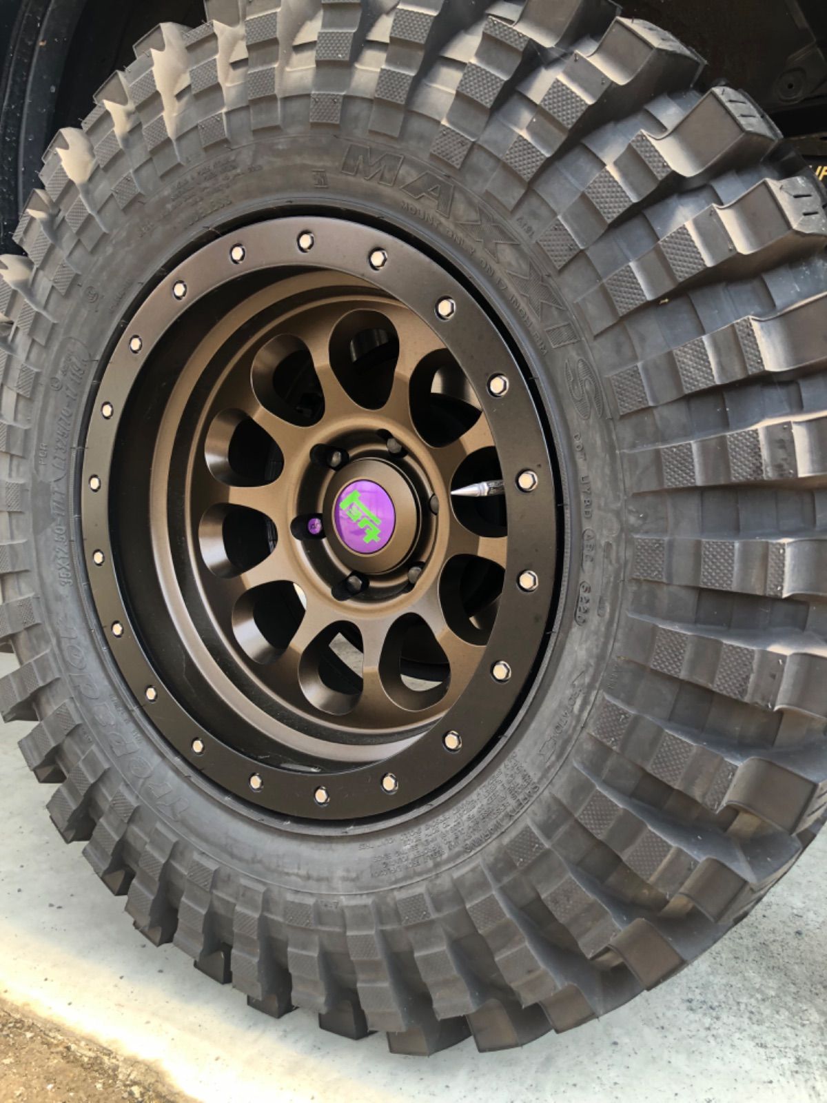 テックアート センターキャップ ⑰ テックアート センターキャップ ⑰ センターキャップエンブレム