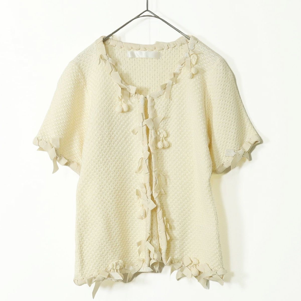 【美品】売れ筋商品|||ピンクハウス★リボンいっぱい＆チェリーさくらんぼモチーフ　可愛いニットカーディガン 白系 *z11321 美品】ピンクハウス☆リボンいっぱい＆チェリーさくらんぼ