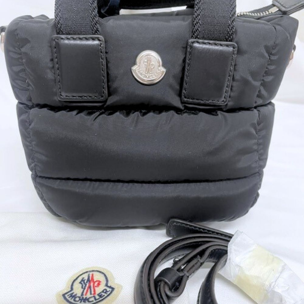 2025春夏人気】新品・未使用 MONCLER モンクレール クロスボディバッグ