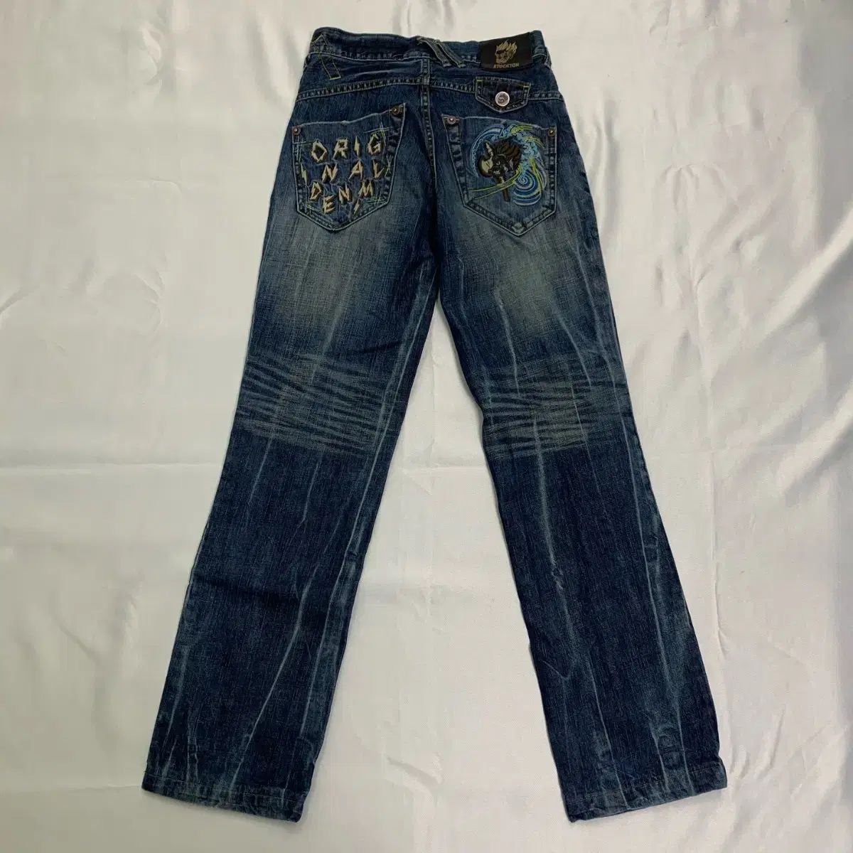 【雷市場（ポンジャン）商品韓国直送】 28 Stockton ジャパン ヴィンテージ ストレートフィット 刺繡 デニムパンツ