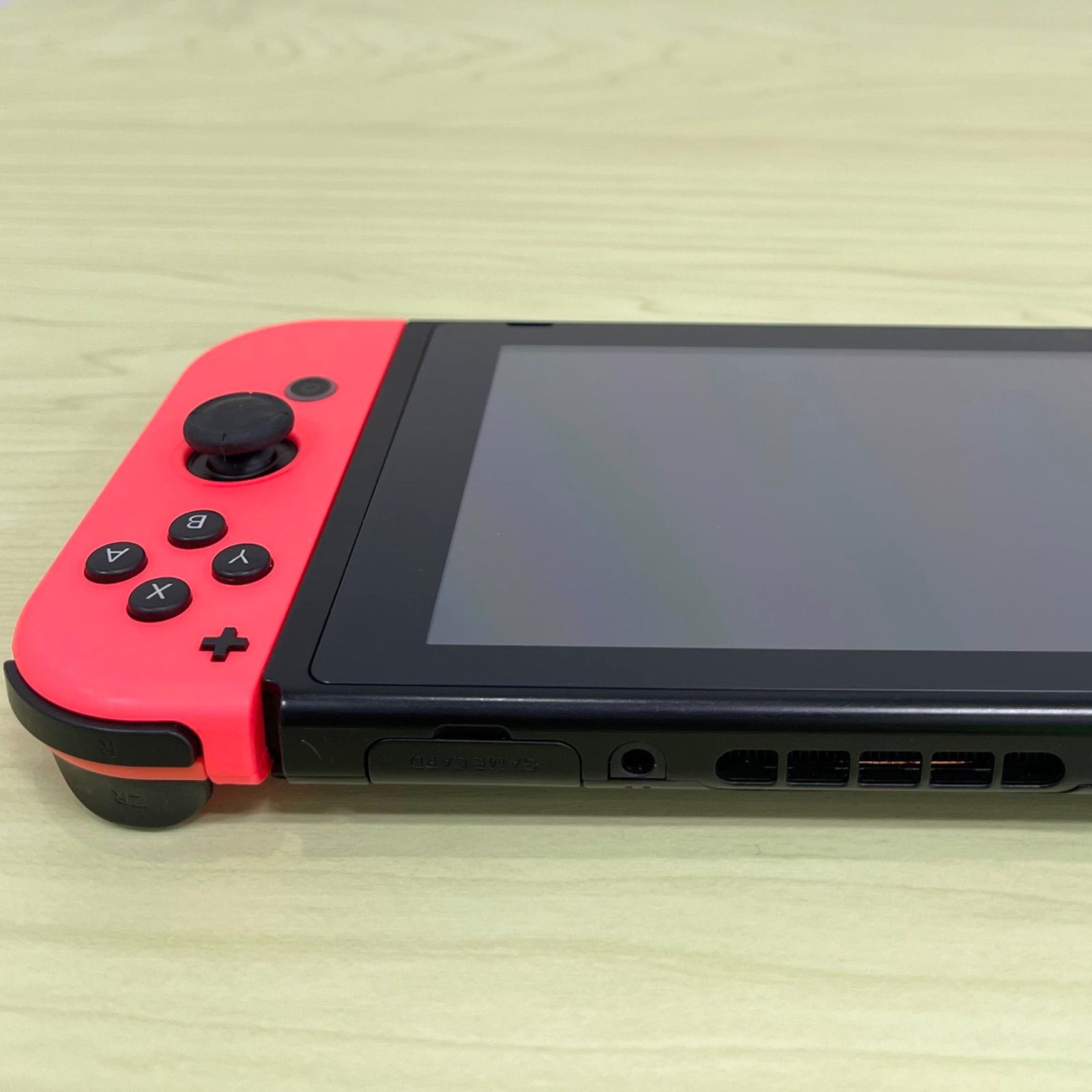 Switch 本体