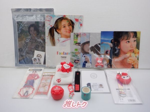 TWICE CHAEYOUNG チェヨン トレカ チェンブリー まとめ売り TWICE CHAEYOUNG グッズセット チェヨン スマホチャーム