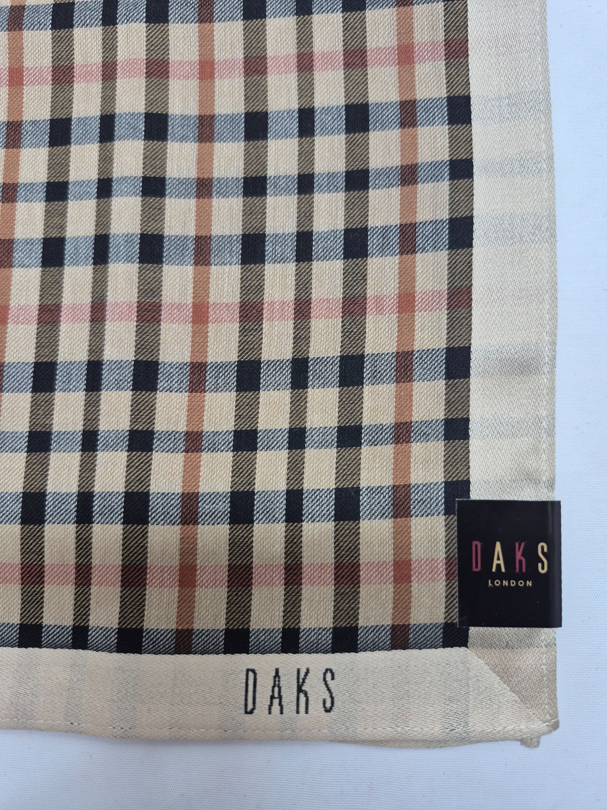 ブランドハンカチバーバリー・ピエールカルダン・DAKSブランドハンカチまとめ売り ブランドハンカチバーバリー・ピエールカルダン・DAKSブランド