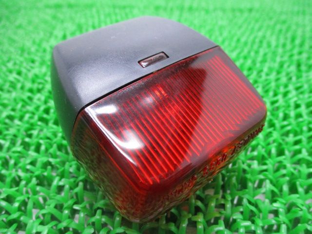 CB400SF リアブレーキランプ 在庫有 即納 ホンダ 純正 新品 バイク 部品 在庫有り 即納可 教習車用 車検 Genuine
