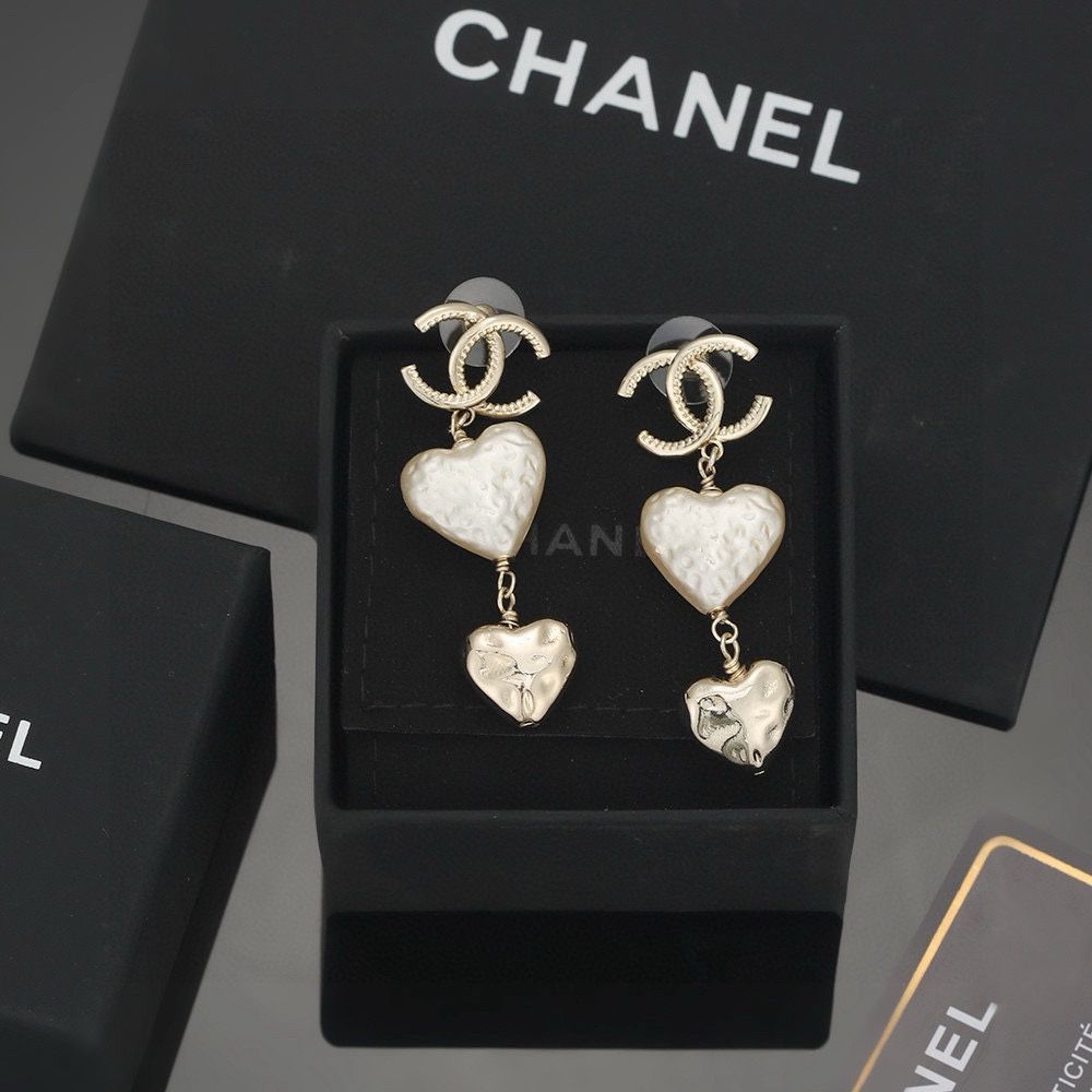 シャネル(CHANEL)シャネル イヤリング ハート イヤリング
