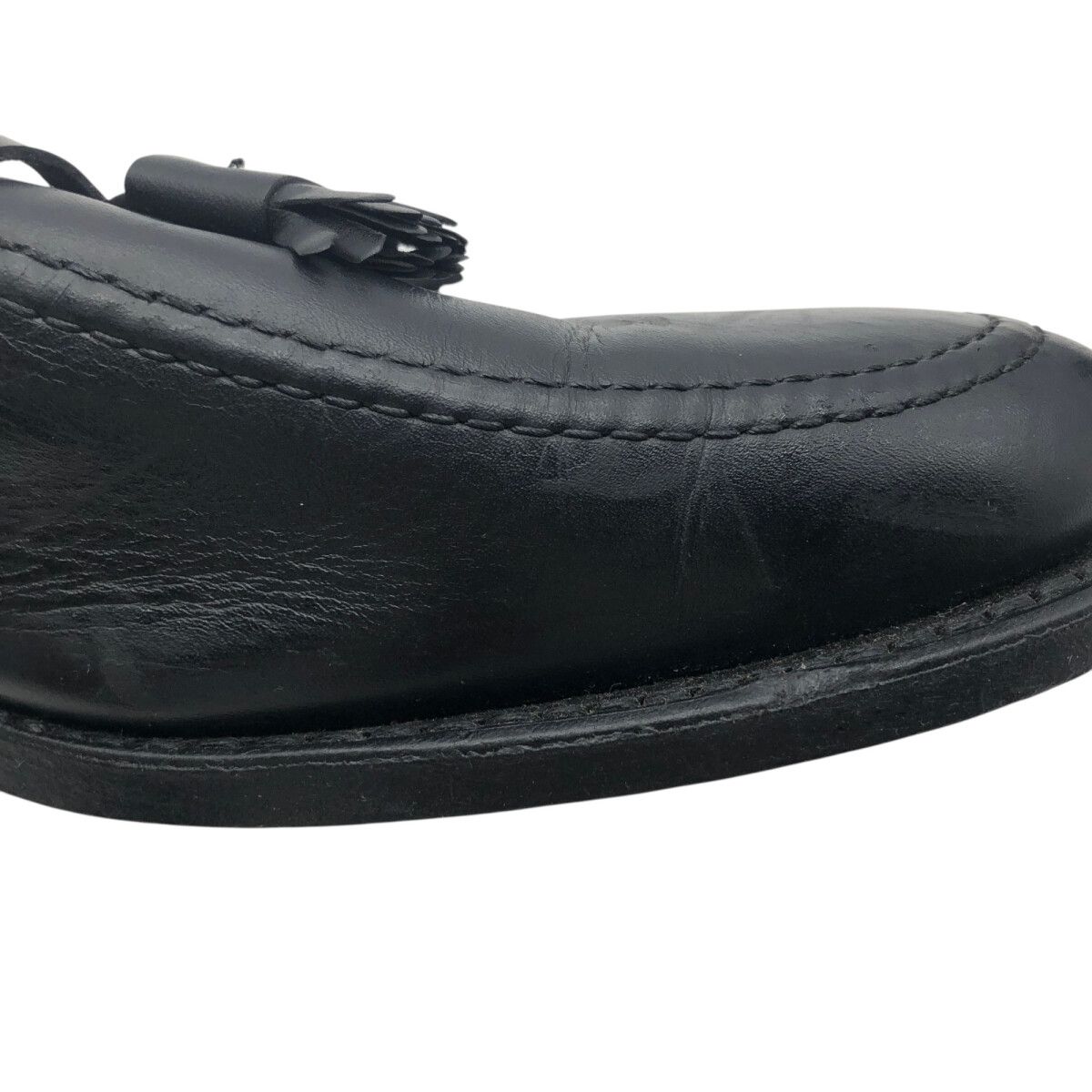 タッセルローファー