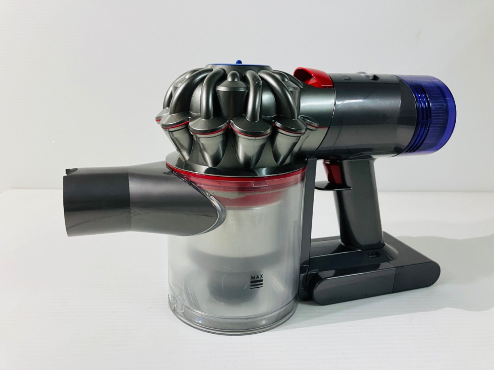 ☆ 最終お値下げ ダイソン Dyson SV10/SV10Kコードレスクリーナー 掃除機 綺麗に 吸引力 充電式 ダイソン株式会社 本体のみ  ※ジャンク品 現状品 1.52kg ☆ - メルカリ