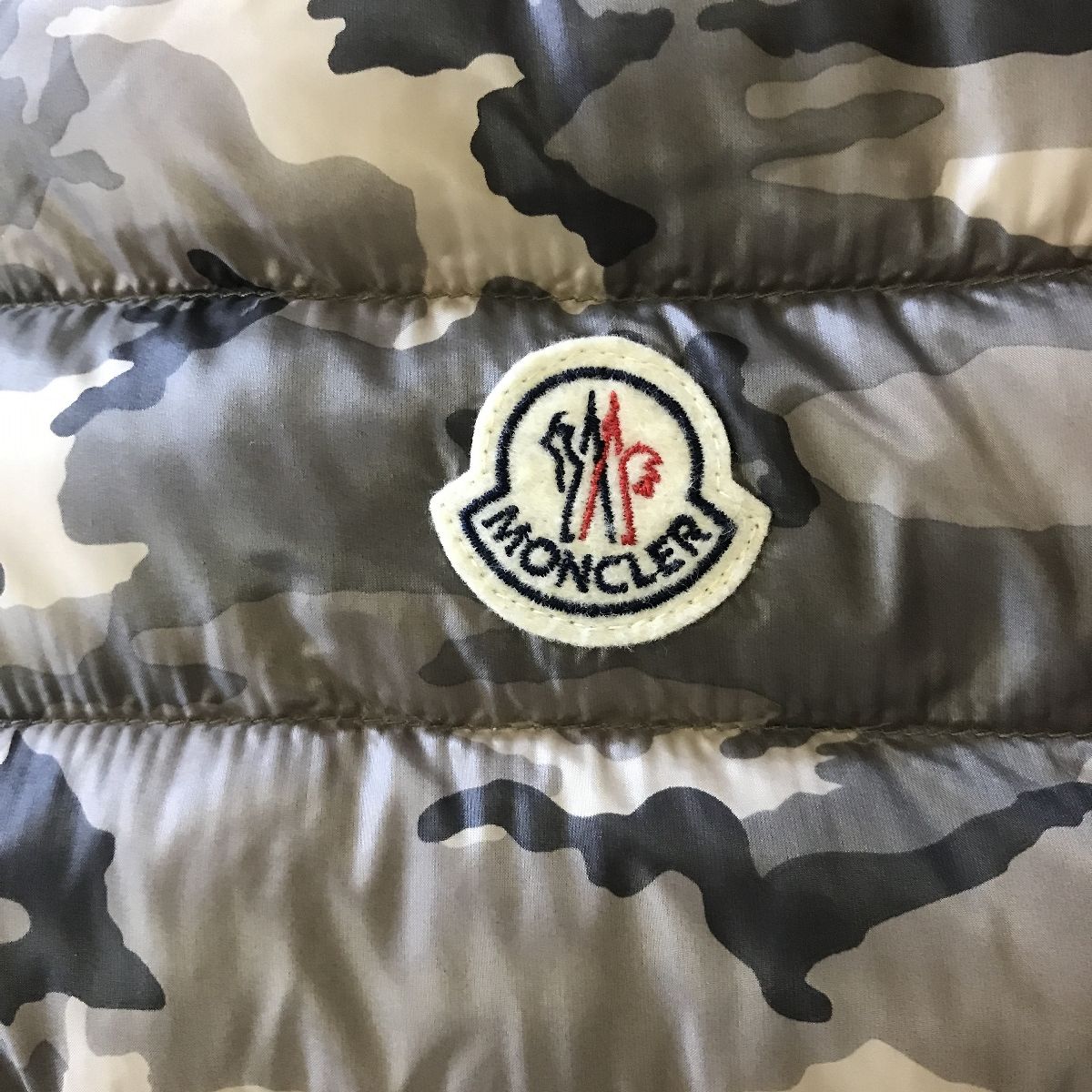 最大サイズ モンクレール　GILET PATRICK カモフラ　ダウンベスト 6 モンクレール MONCLER ダウンベスト カモフラージュ PATRICK