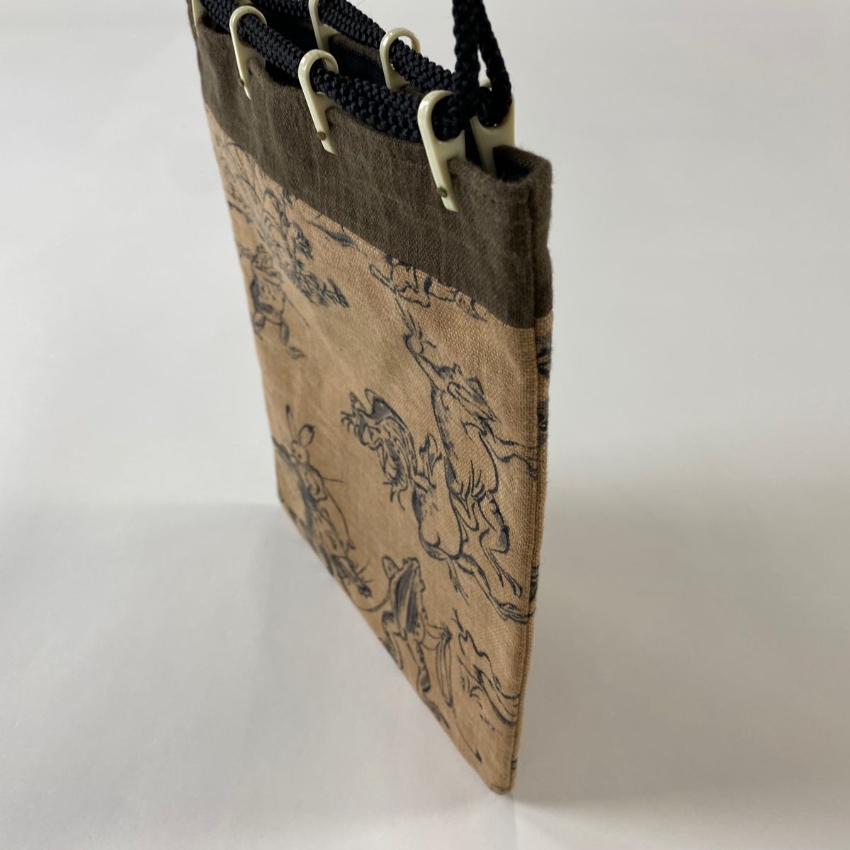 鳥獣戯画 薄茶色