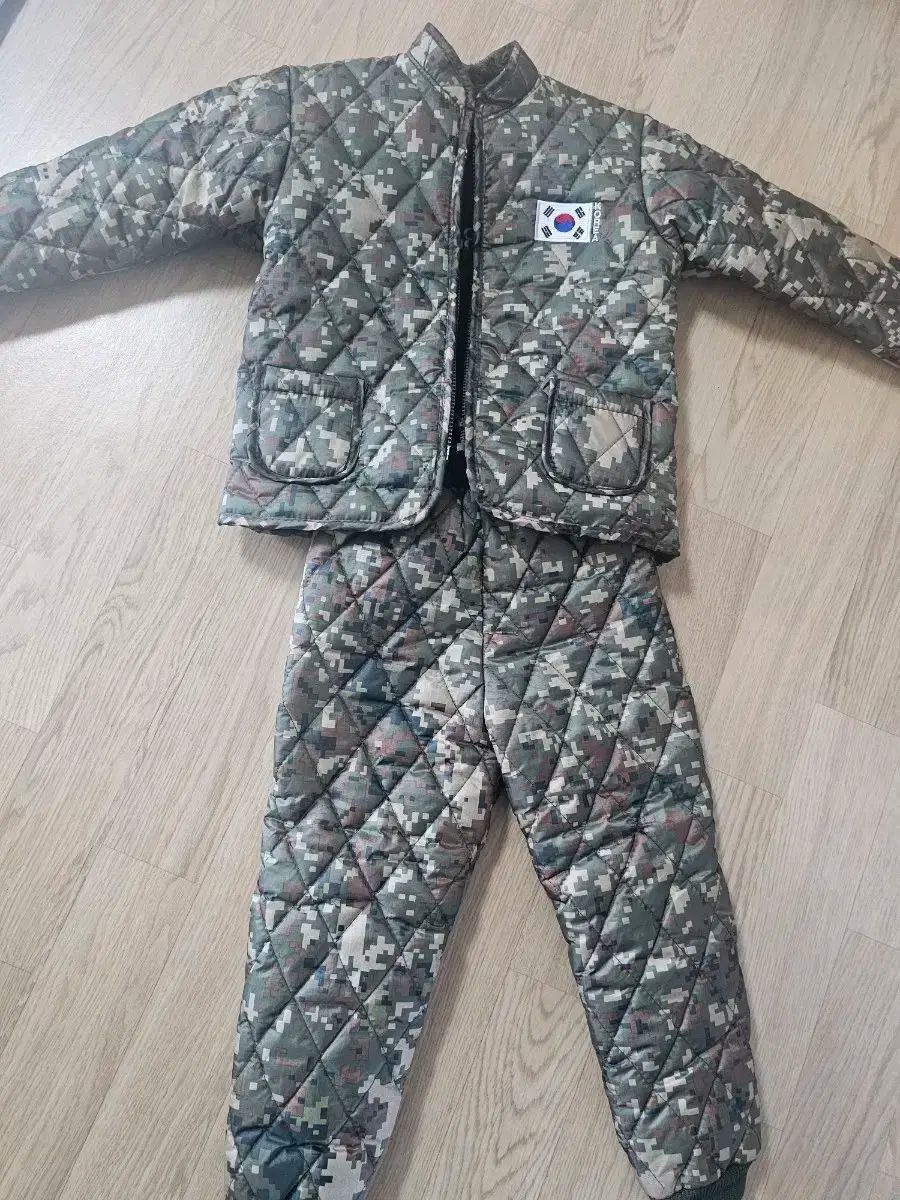 【雷市場（ポンジャン）商品韓国直送】 離乳する ミリタリー 軍服