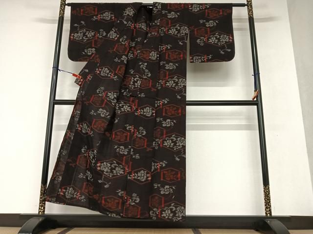 平和屋着物●久留米絣　単衣　花亀甲文　綿　逸品　AAAV7442zg 平和屋着物○久留米絣 単衣 花亀甲文 綿 逸品 AAAV7442zg - メルカリ