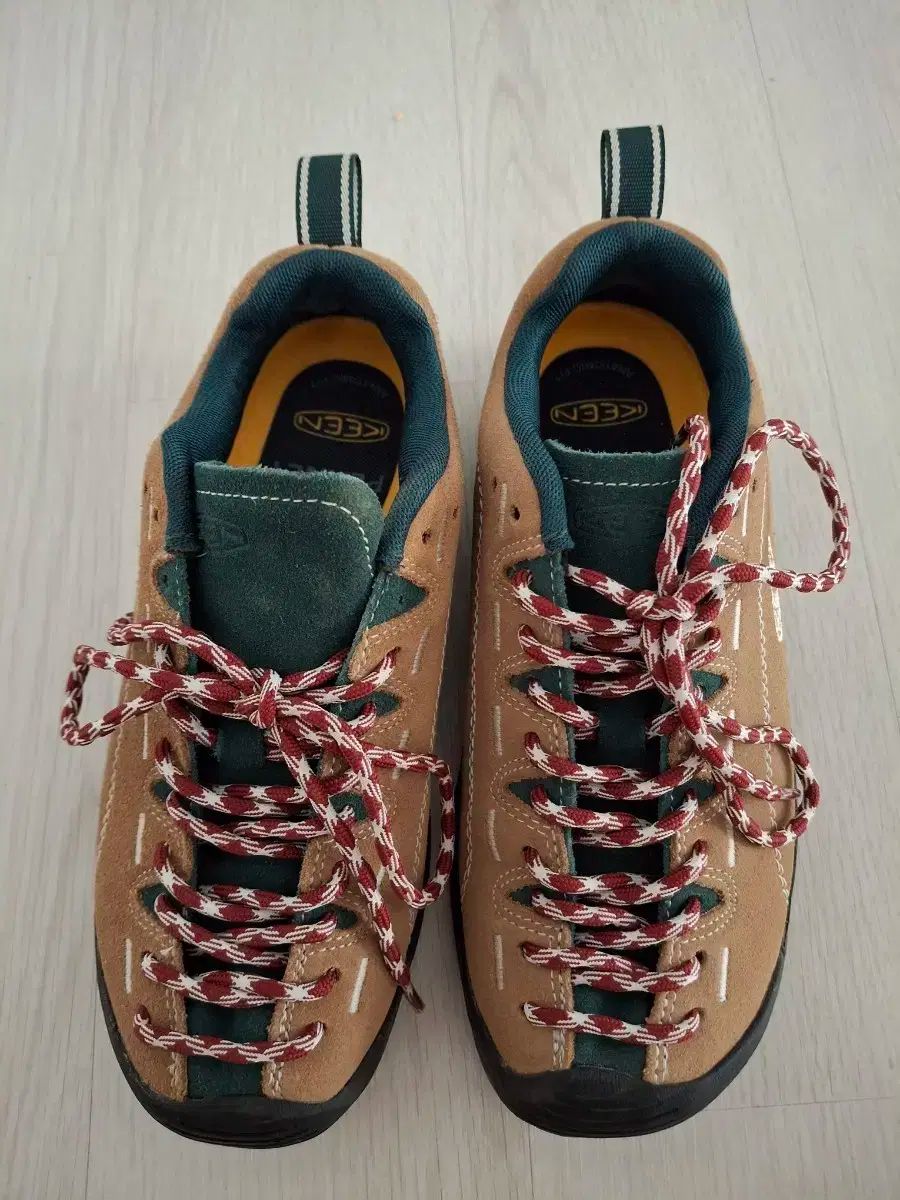 KEEN キーン KEEN スエード スニーカーズ ブラウン 240