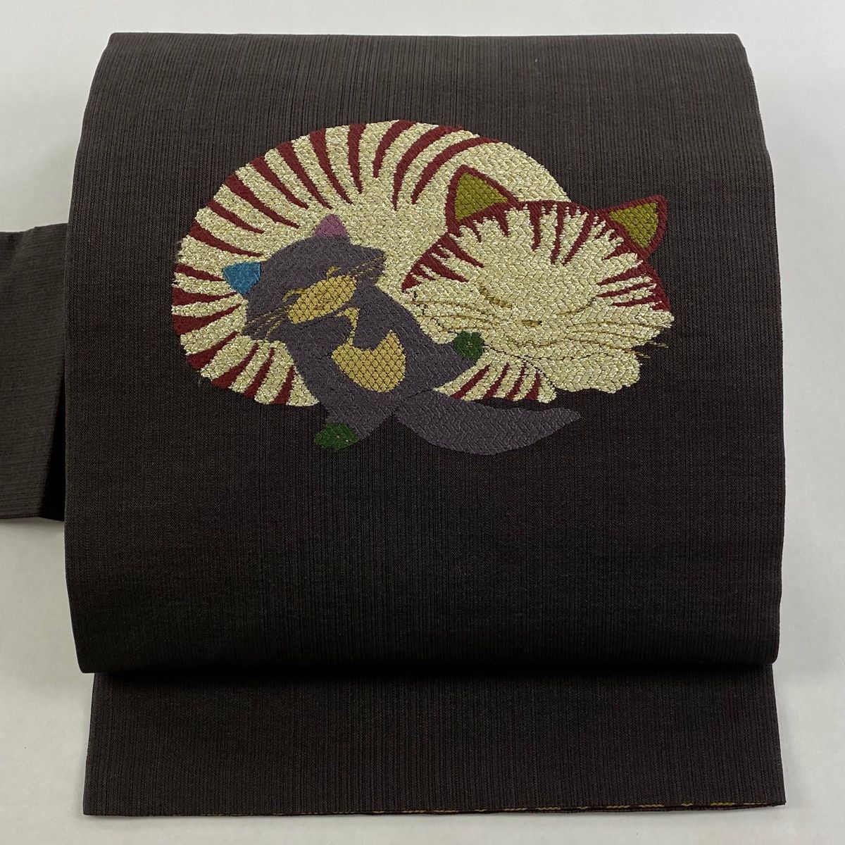 美品】 名古屋帯 逸品 猫 金糸 箔 焦茶色 正絹 【中古】 - メルカリ
