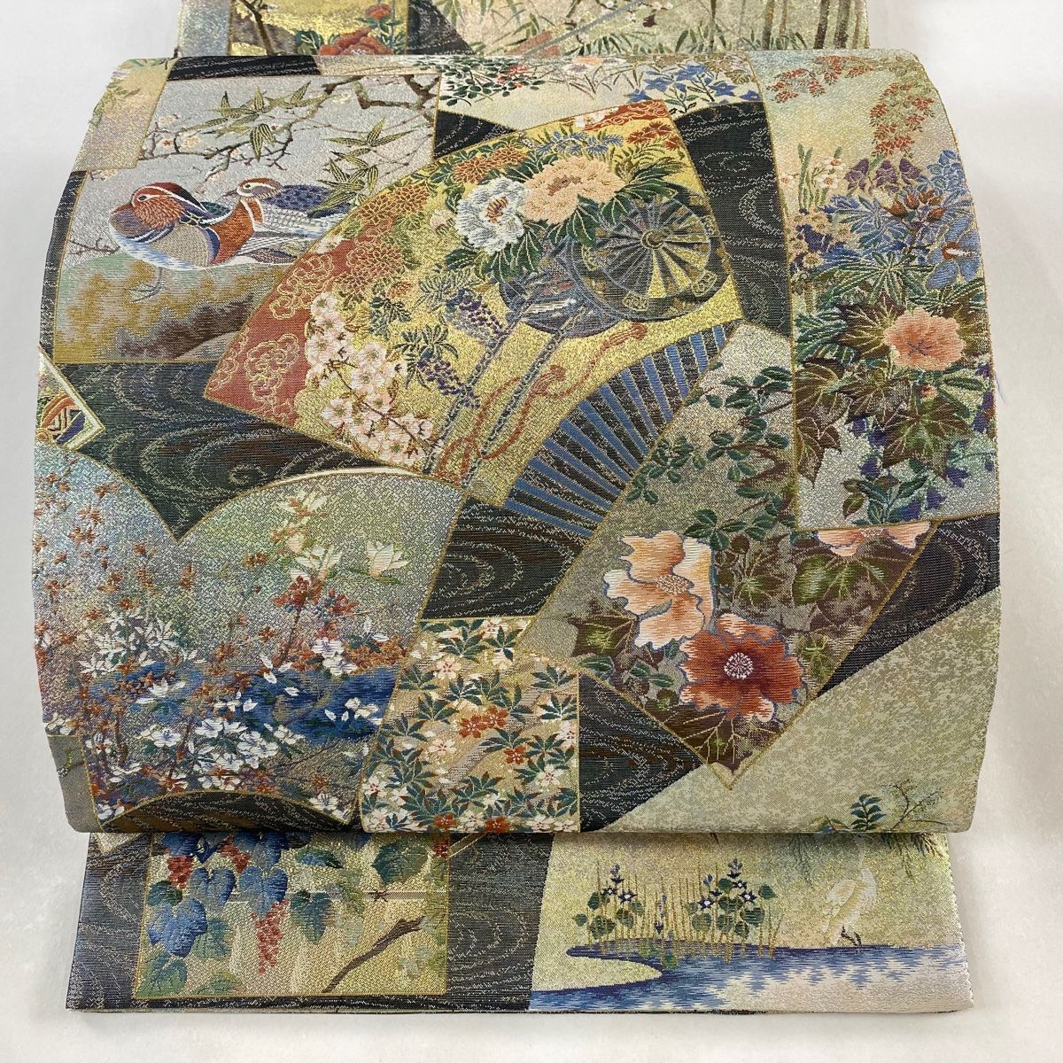 丸帯 名品 日本絵画全集 短冊 草花 箔 薄緑 お太鼓柄 正絹