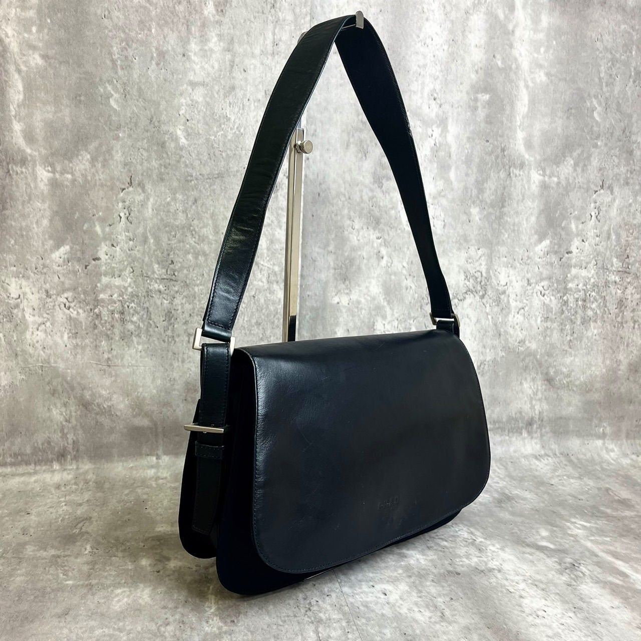 ✨良品✨ PRADA プラダ ショルダーバッグ トートバッグ フラップ ロゴ 