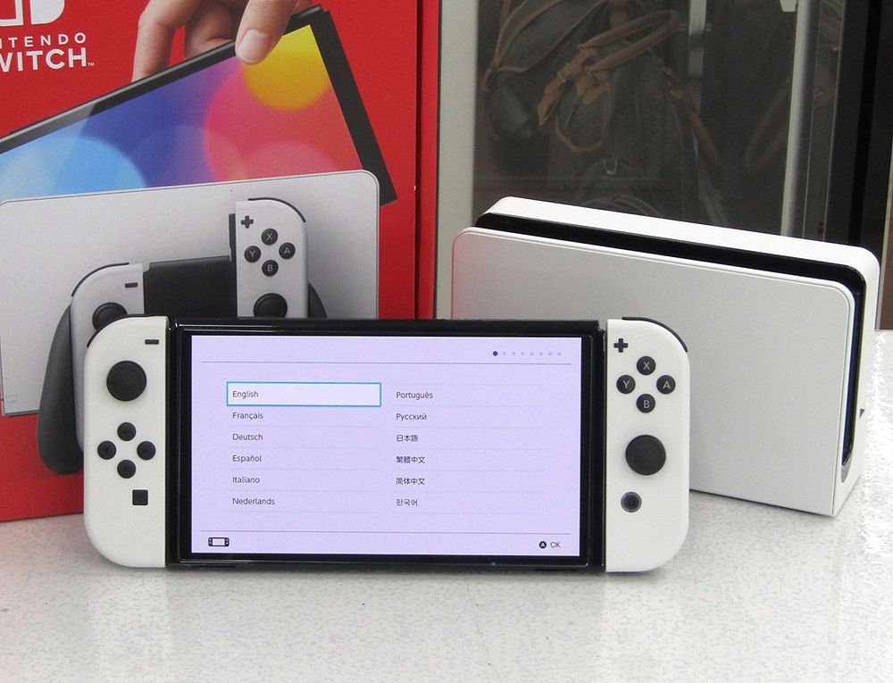 任天堂 Nintendo Switch 本体 有機ELモデル HEG-S-KAAAA ホワイト