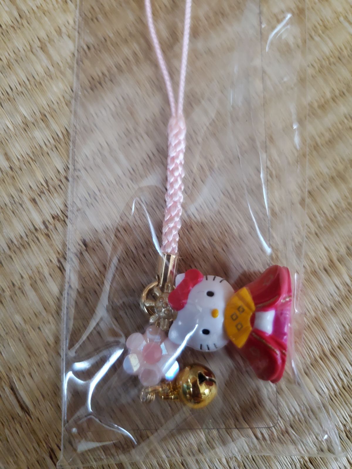 激レア　キティ　ダニエル ひな祭り ストラップ　根付け　ひなまつり レア！キティ 根付 ストラップ ひな祭りキティ&ダニエル2種