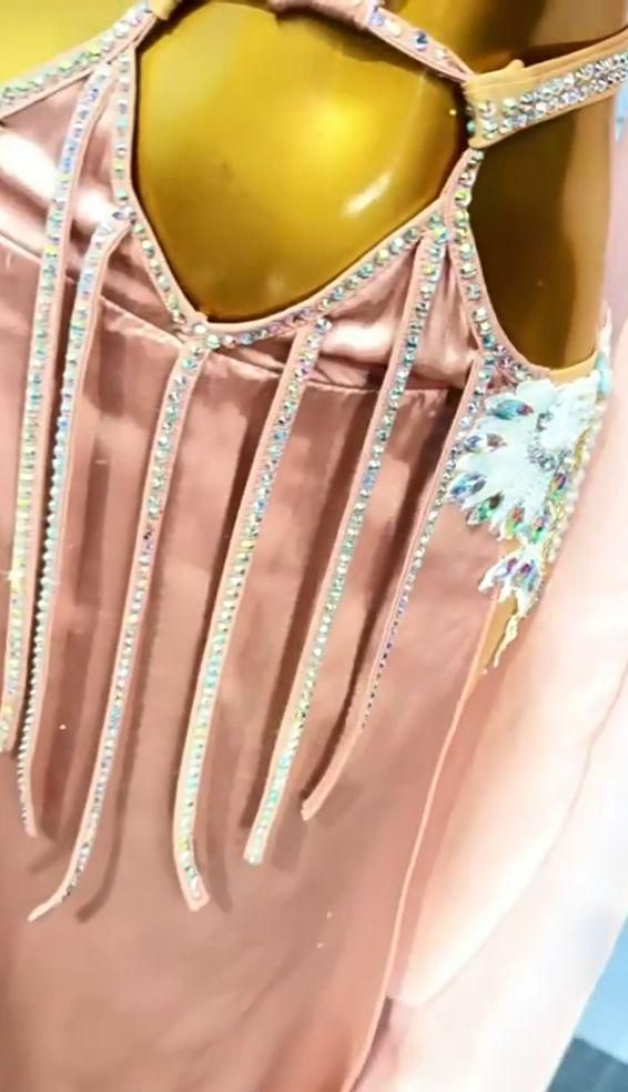 オリエンタル衣装