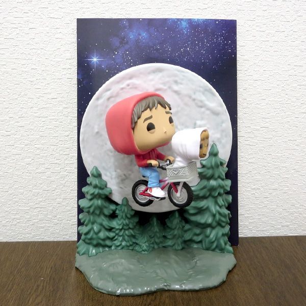 販売 POP! MOMENT ICONS VINYL FIGURE E.T. ELLIOTT & E.T. 【FUNKO