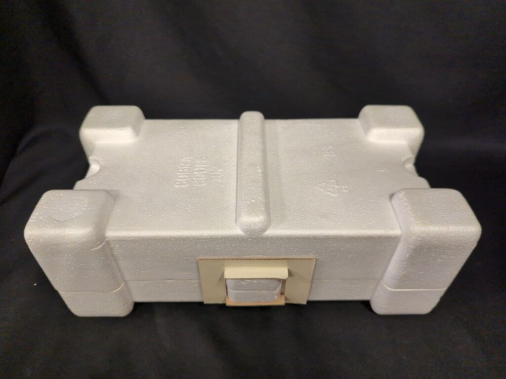 Exoto 1|18 Racing Legends Cobra Daytona Coupe 56 White|Blue stripe RLG18005