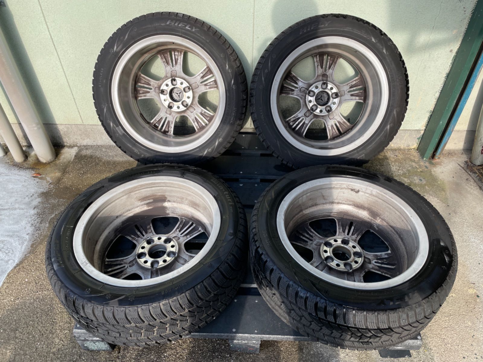 アルミホイール：メルセデスベンツ純正 スタッドレスタイヤ メルセデスベンツSLK純正16インチスタッドレスセット入庫