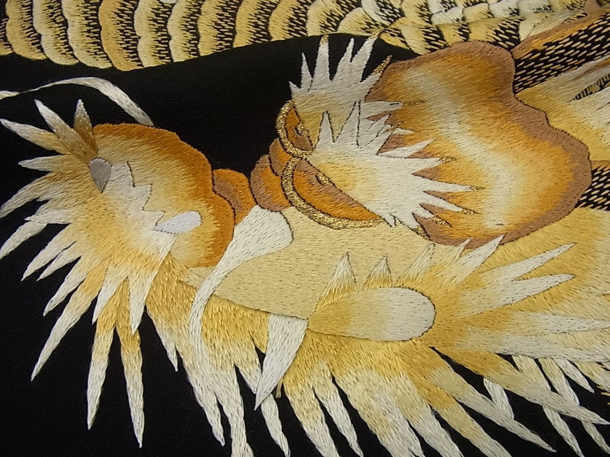 平和屋本店○極上 訪問着 総手刺繍 龍 黒地 金糸 逸品3s629 - メルカリ