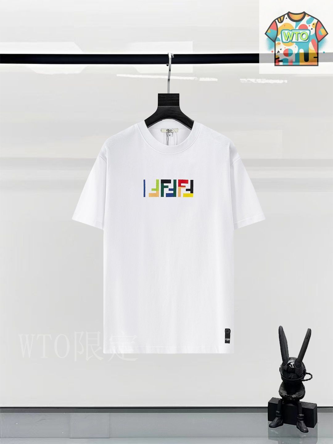 10805【美品・ホログラム付き】フェンディ☆刺繍ロゴ近年モデルtシャツ 楽天市場】【中古】美品 22SS フェンダーチェ Fendace