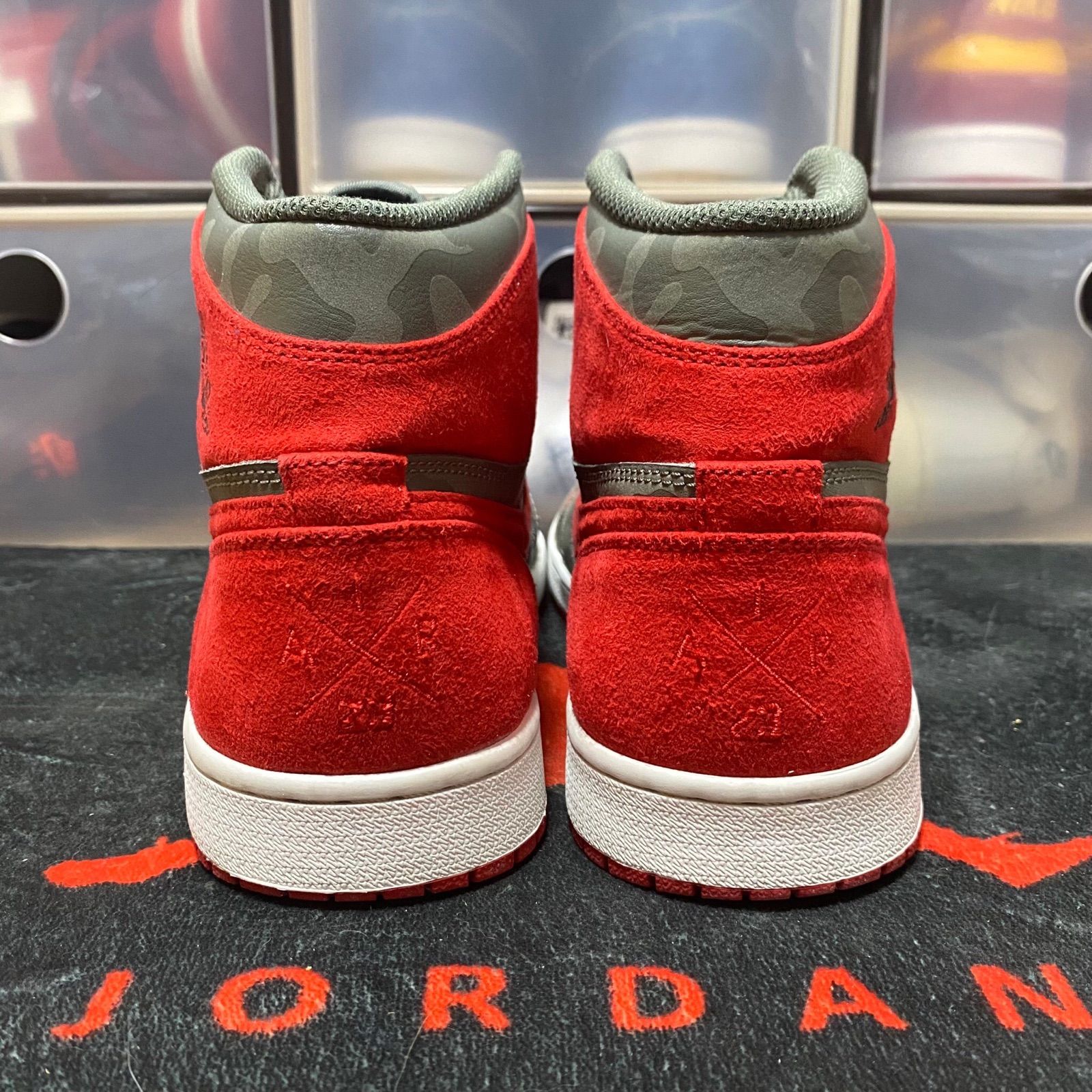 Air Jordan 1 Retro High Premium Camo Red
