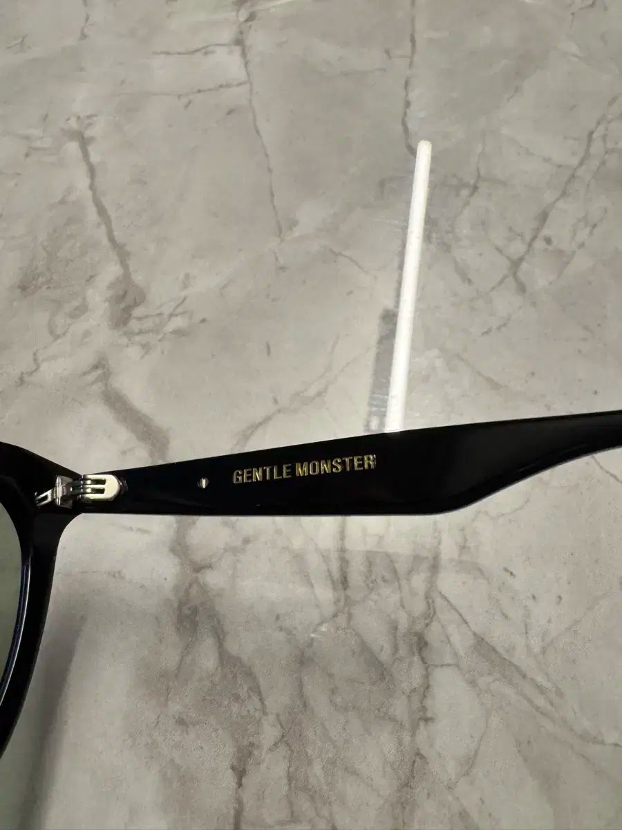 ８月２１日新発売　エンベリエ　ウォッシング　霊芝の力の濃厚な泡で洗うと気持ち良い 8月21日新発売 エンベリエ ウォッシング 霊芝の力の濃厚な泡