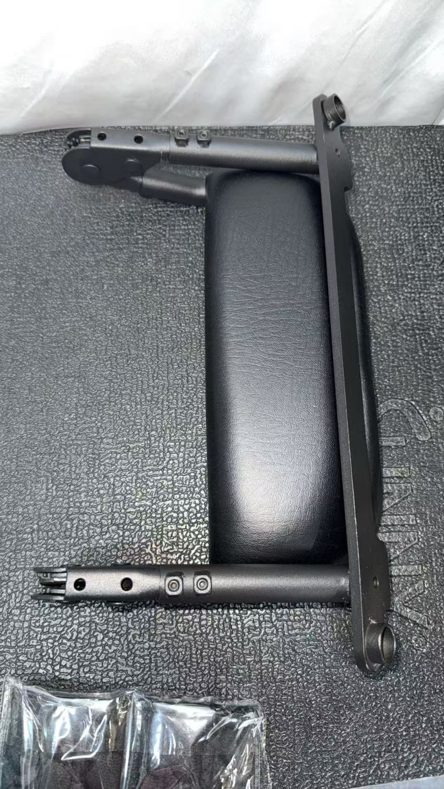 ハイエース フットレスト200系１型~8型対応 助手席 ||729413