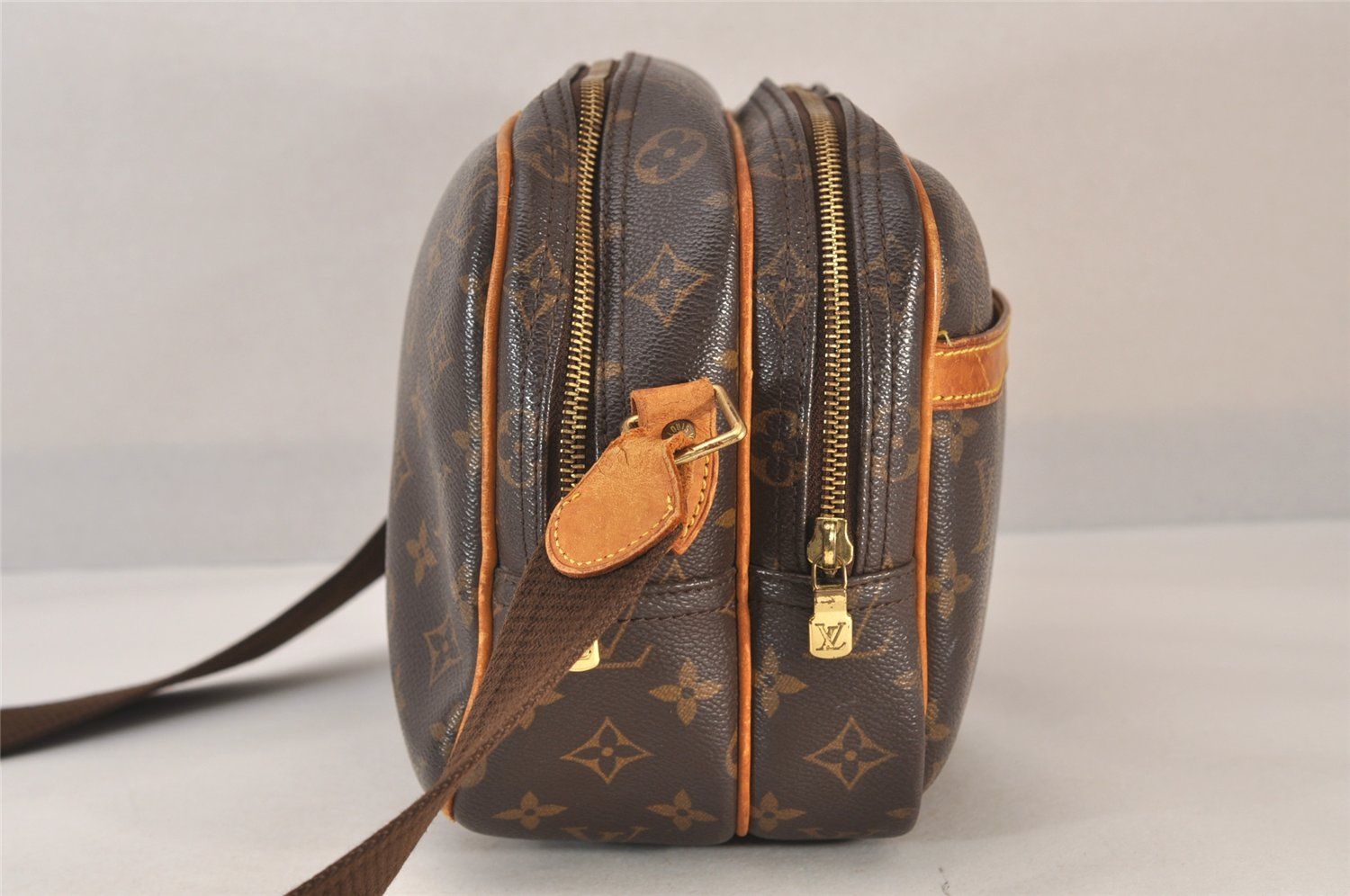 LOUIS VUITTON ルイヴィトン モノグラム リポーター PM