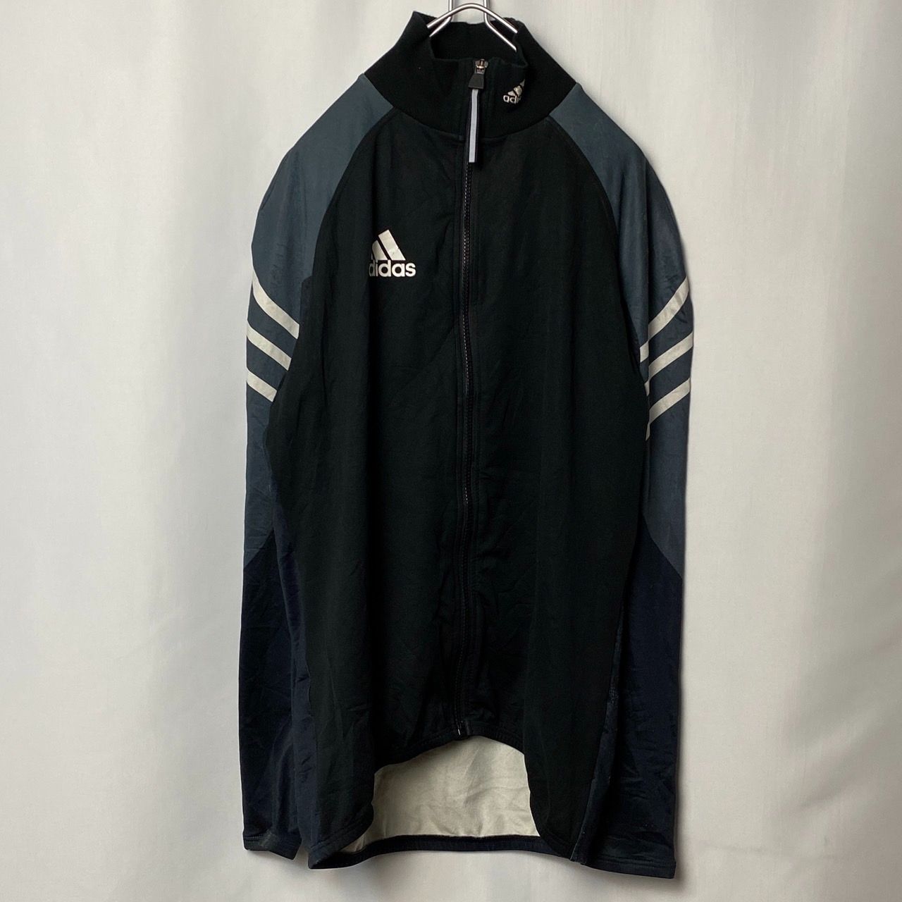 ▽3/23値下げしました▽adidas アディダス トラックジャケット