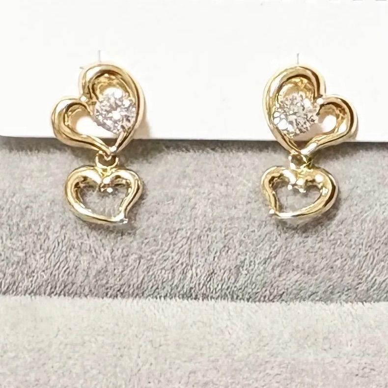 K18 オープンハートダブルピアス／上品に揺れるデザイン 日本製 18金