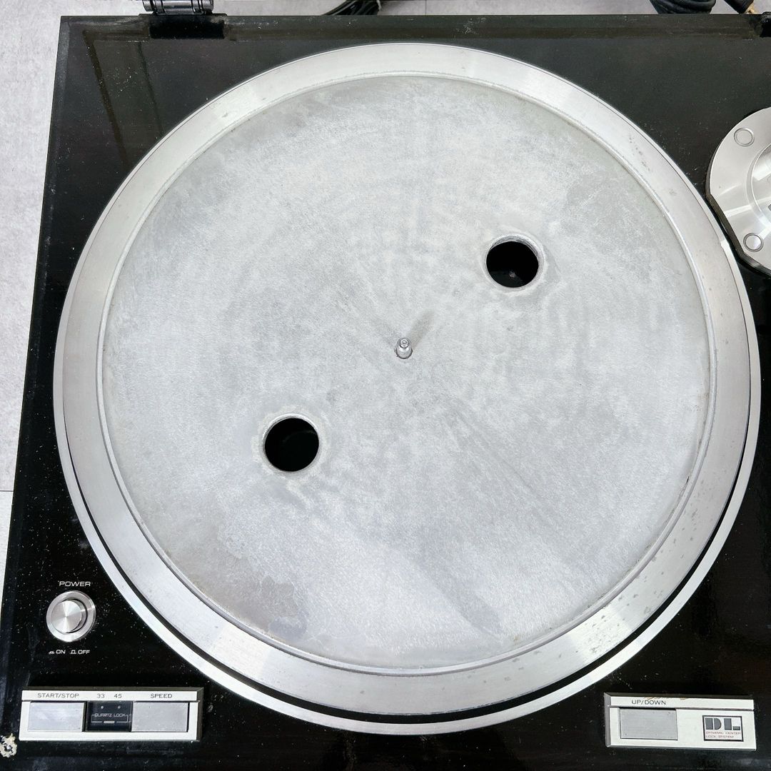 ターンテーブル