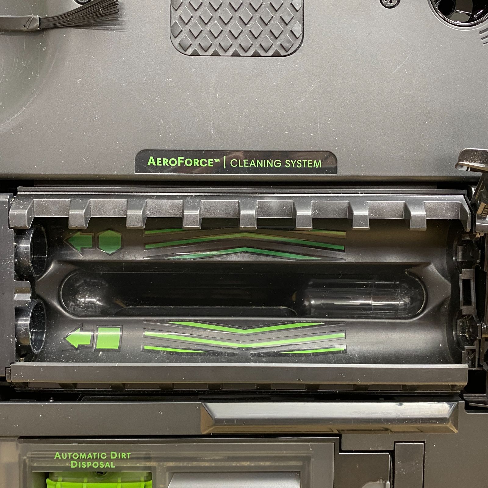 D-04028 iRobot アイロボット Roomba j7+ RVE-Y1 ロボット掃除機 D-04028 iRobot アイロボット Roomba j7+ RVE-Y1 ロボット掃除機
